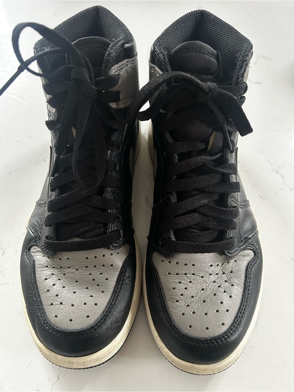 2018 Air Jordan 1 retro high og shadow grey/black men’s size 7